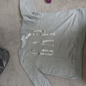 GAP Brand New Sweater Size L